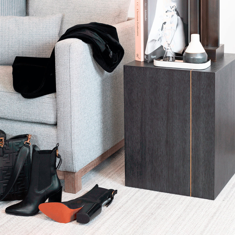 Gavin-Brighton Brushed Carbon Set Table