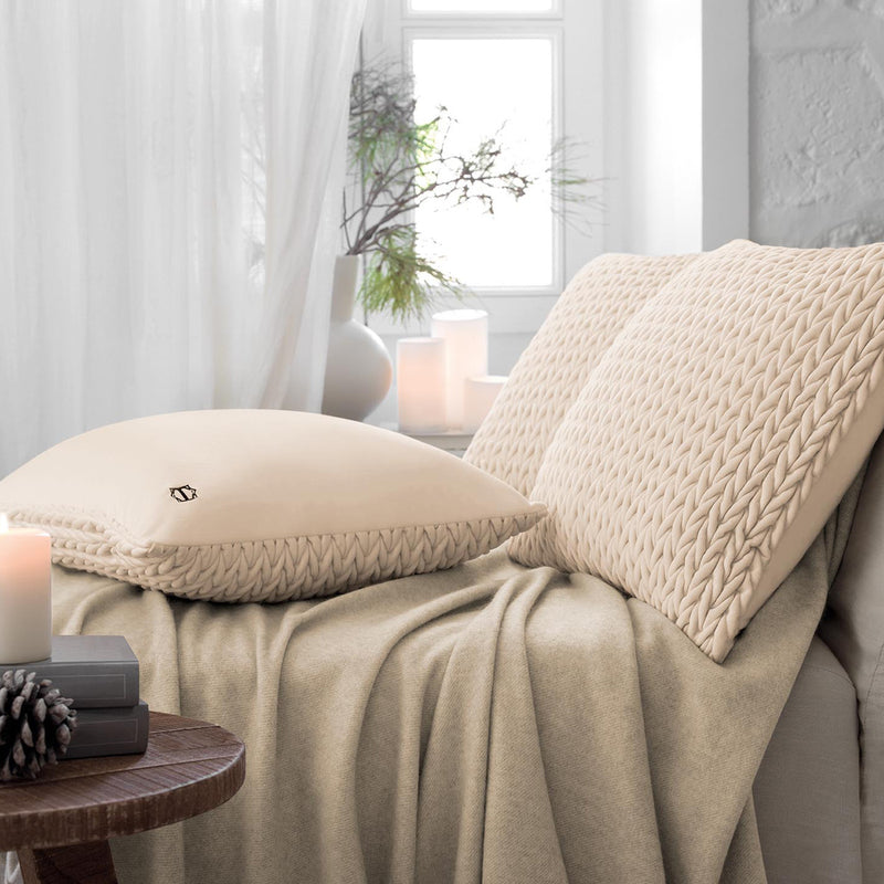 Decorative pillow NOTARIO