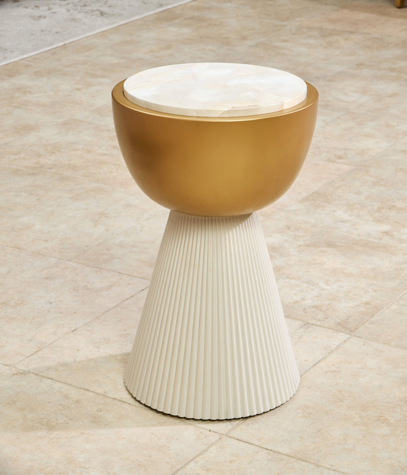 Scotts Square End Table