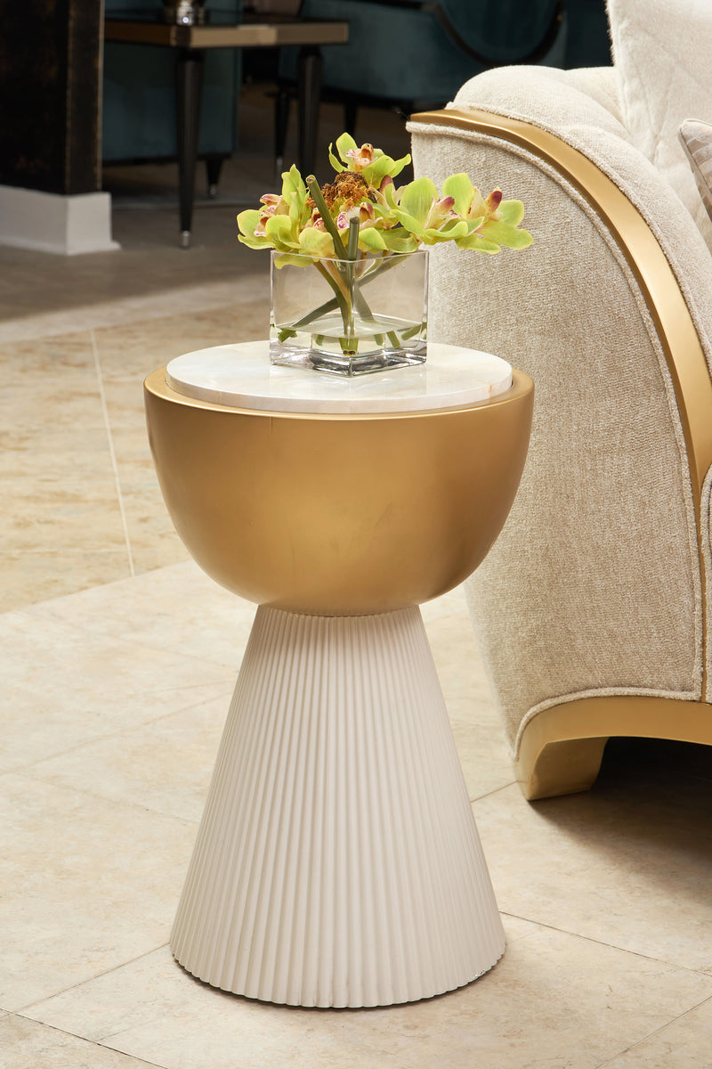 Scotts Square End Table